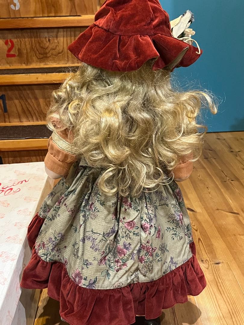 ビスクドール　ドイツ少女アンティークドール西洋人形cadeau ポーセリンドール