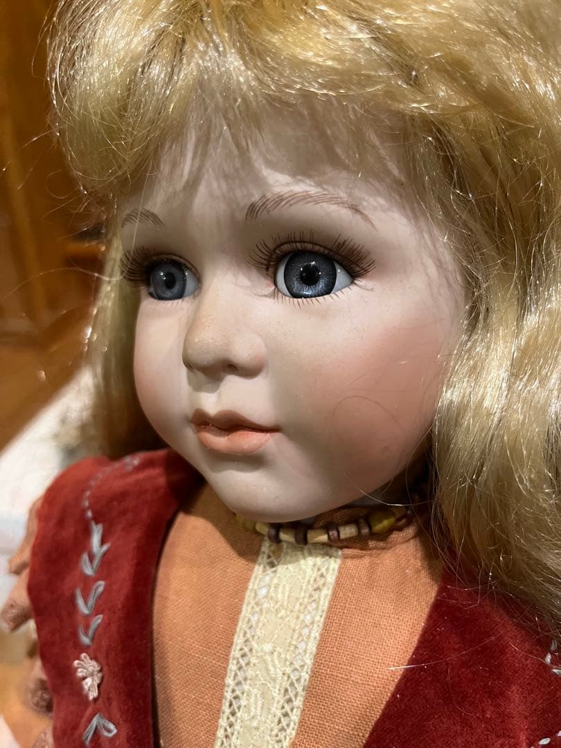 ビスクドール　ドイツ少女アンティークドール西洋人形cadeau ポーセリンドール