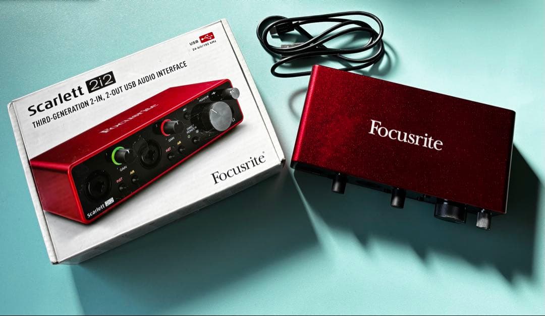 Focusrite Scarlett 2i2 USBオーディオインターフェイス
