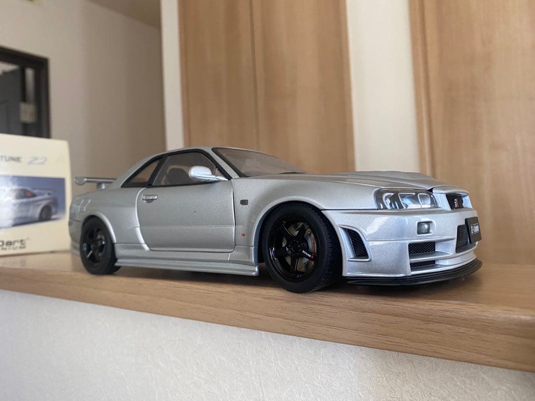 AUTOart NISMO R34 GT-R Z-Tune ミニカー