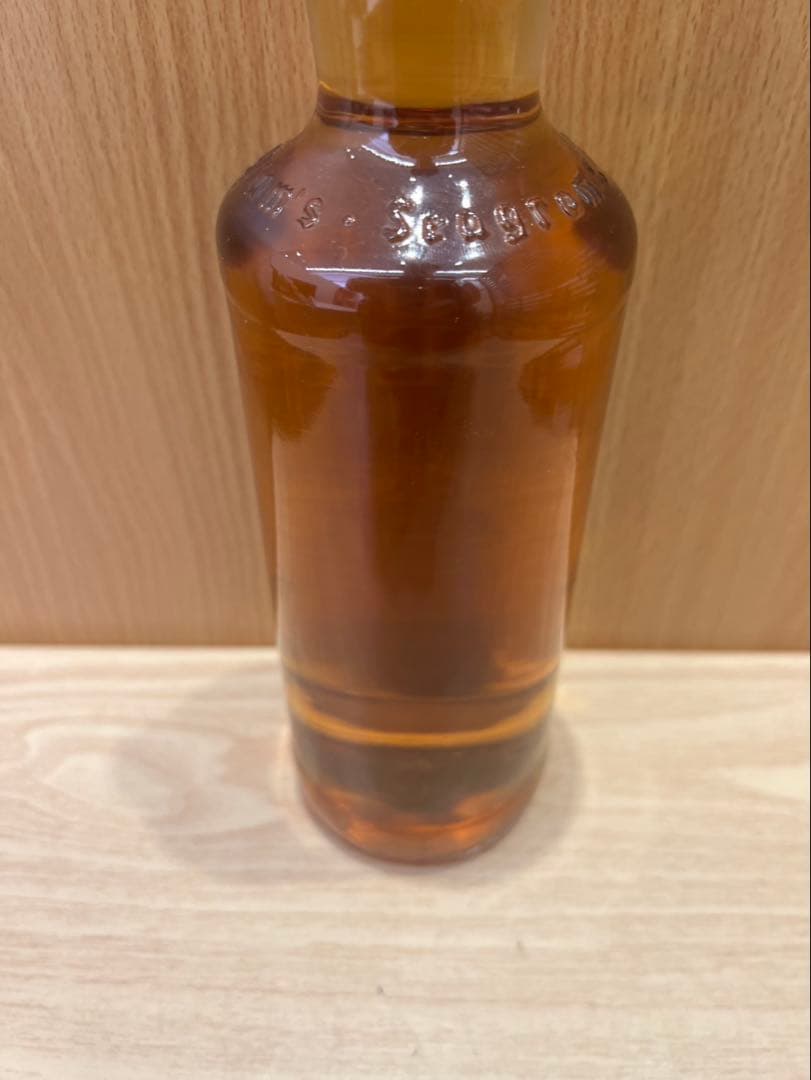 ウイスキー 100 PIPERS FINEST SCOTCH WHISKY