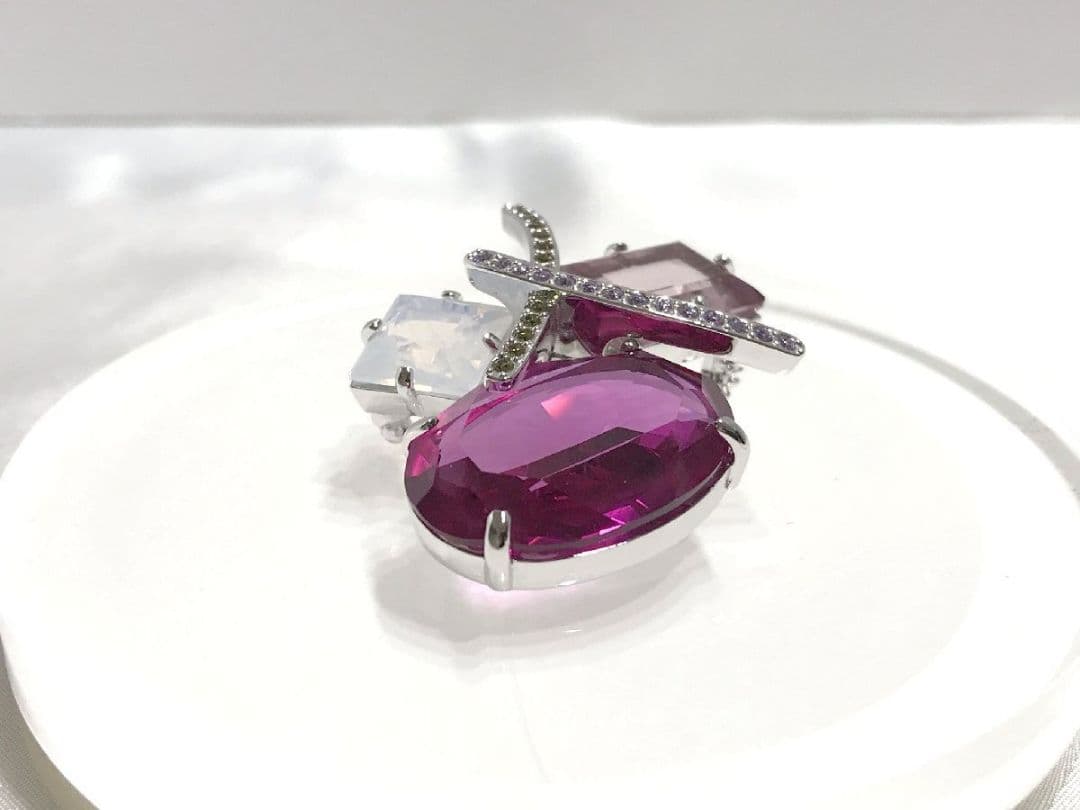 美品 ■ スワロフスキー Swarovski ■ クリスタル ブローチ ■ 高級