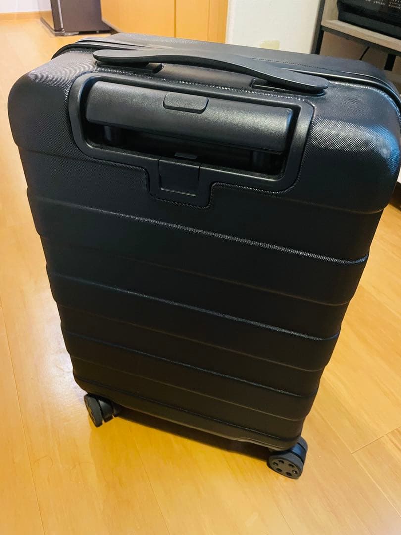 無印良品 ハードキャリーケース ブラック 35L ロック付き