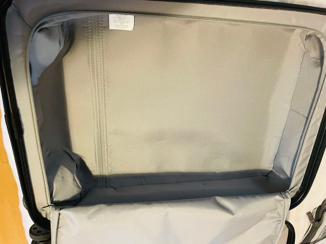 無印良品 ハードキャリーケース ブラック 35L ロック付き