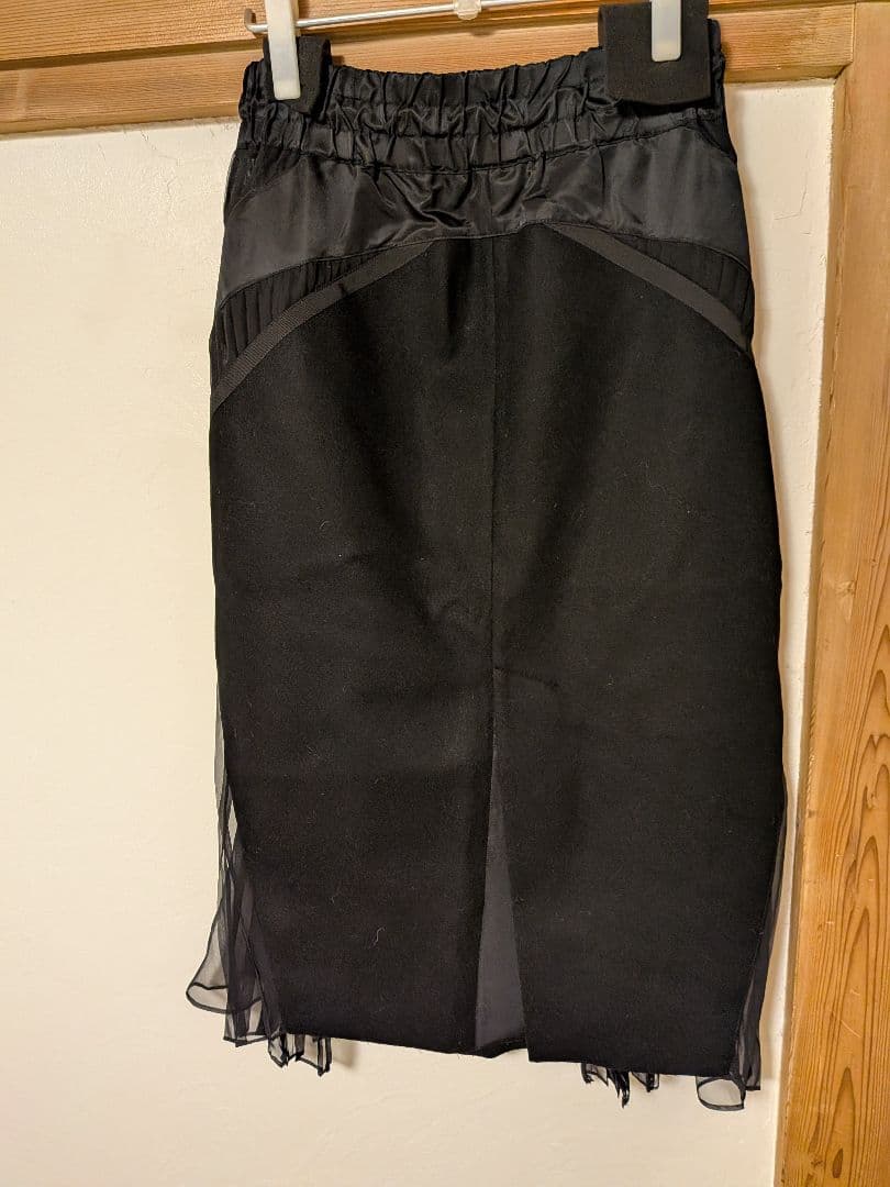 サカイのブラックスカート