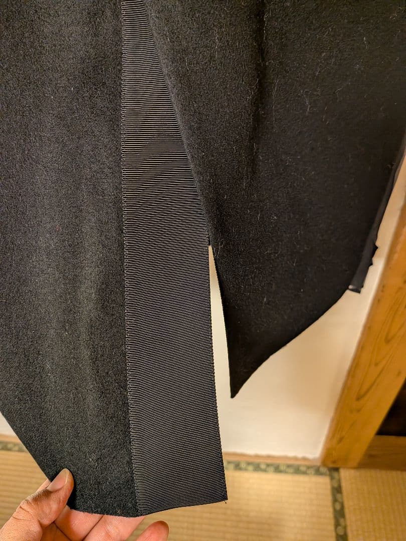 サカイのブラックスカート