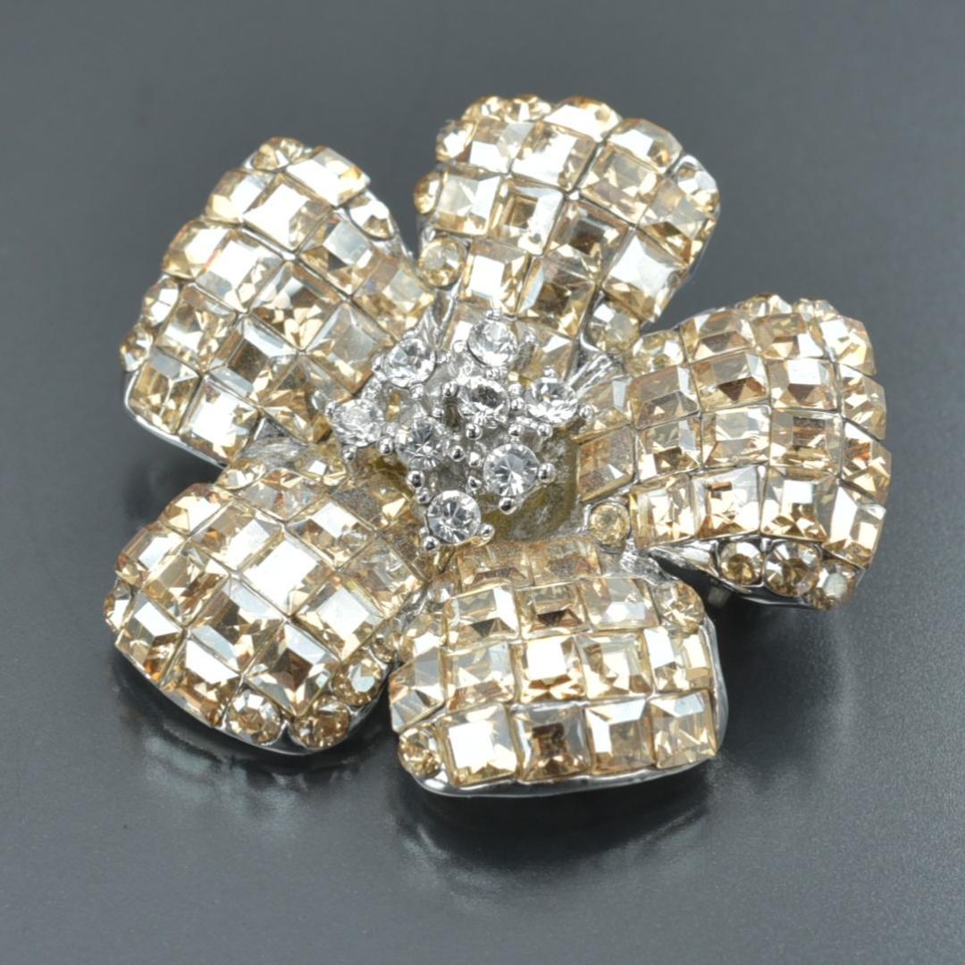 新品 FOXEY ブローチ フラワー ゴールド ラインストーン シルバー 花