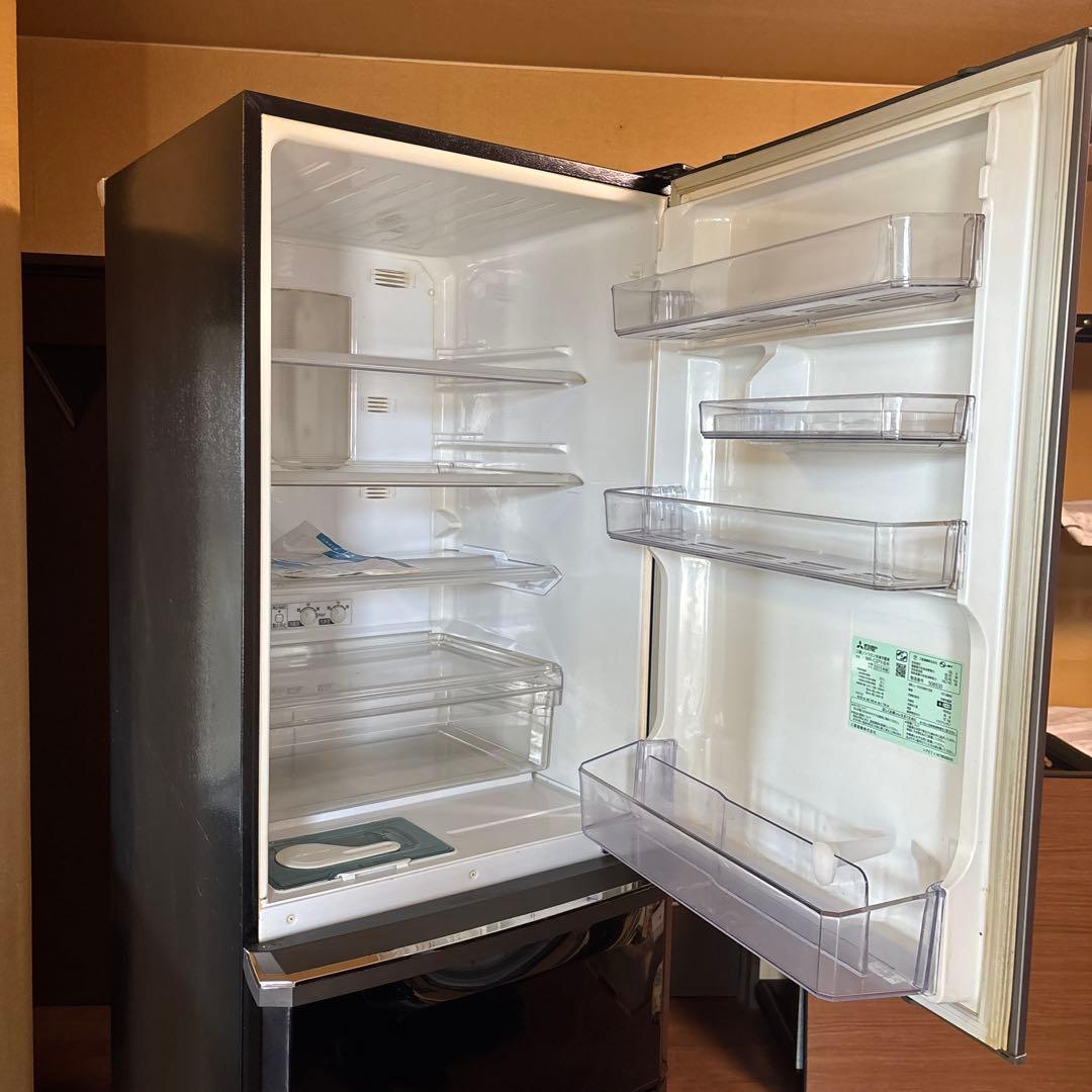 引き取り可能な方限定 三菱ブラック冷蔵庫 冷凍庫付き
