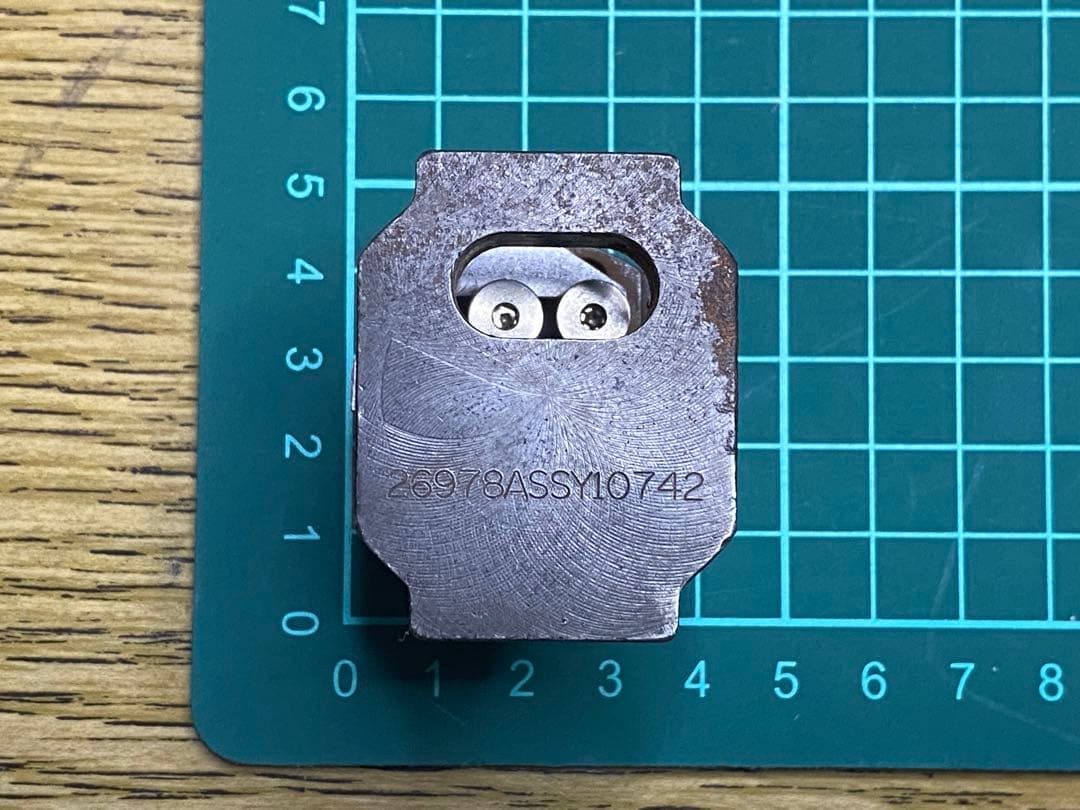 米軍基地放出品　詳細不明部品　26978ASSY10742