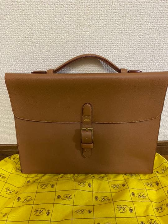 高級 フェリージ Felisi ブリーフケース レザー ピッグスキン コニャック