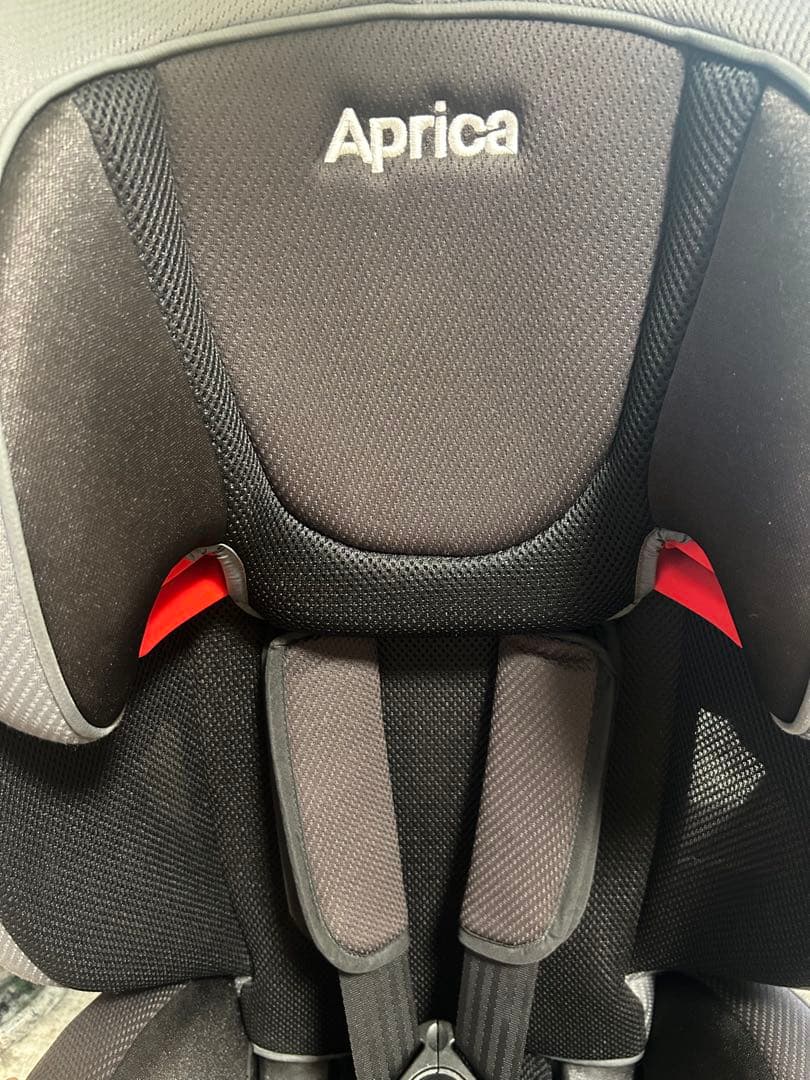 アップリカ エアグルーヴAC ジュニアシート チャイルドシート