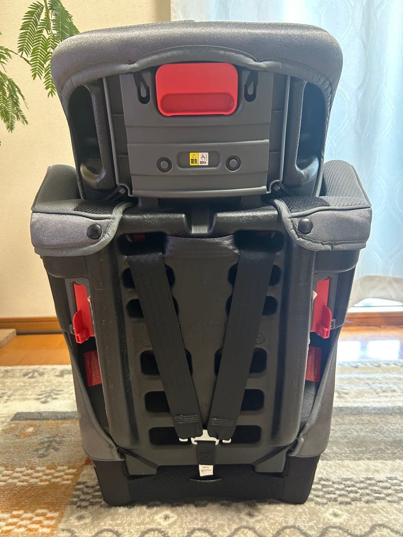 アップリカ エアグルーヴAC ジュニアシート チャイルドシート