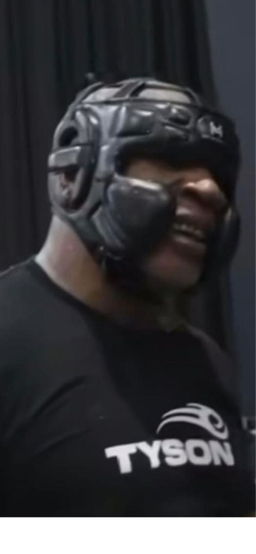 大幅値下げ！国内未入荷！！Hit N Move ヘッドギア　新品！！！