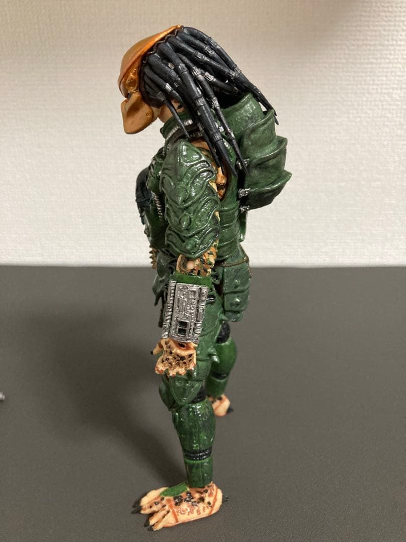 ネカ NECA ブロークンタスク　プレデター　BROKEN TUSK