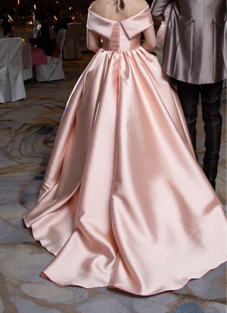 カラードレス　結婚式　ウェディング　ドレス