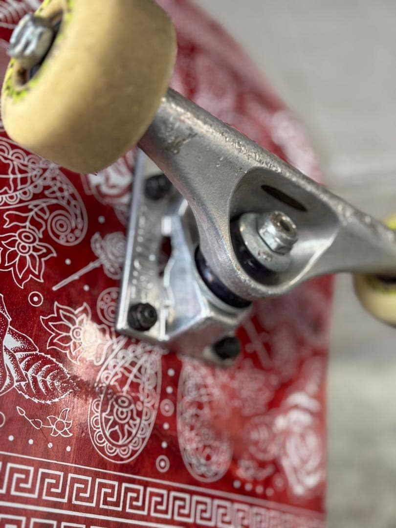 【プリミティブ8インチ】スケートボード　コンプリート