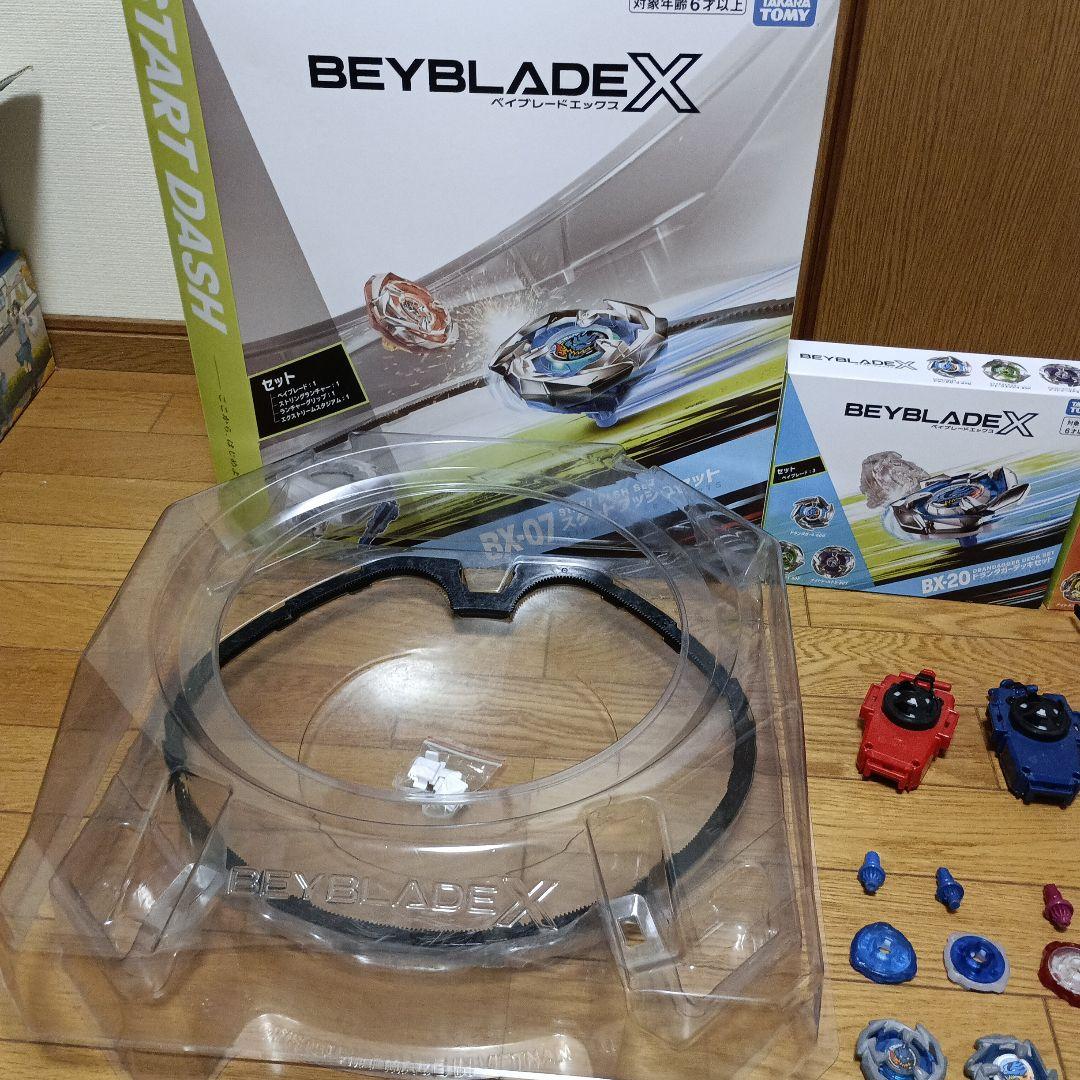 ベイブレードXまとめ売り　スタジアム・シューター付き