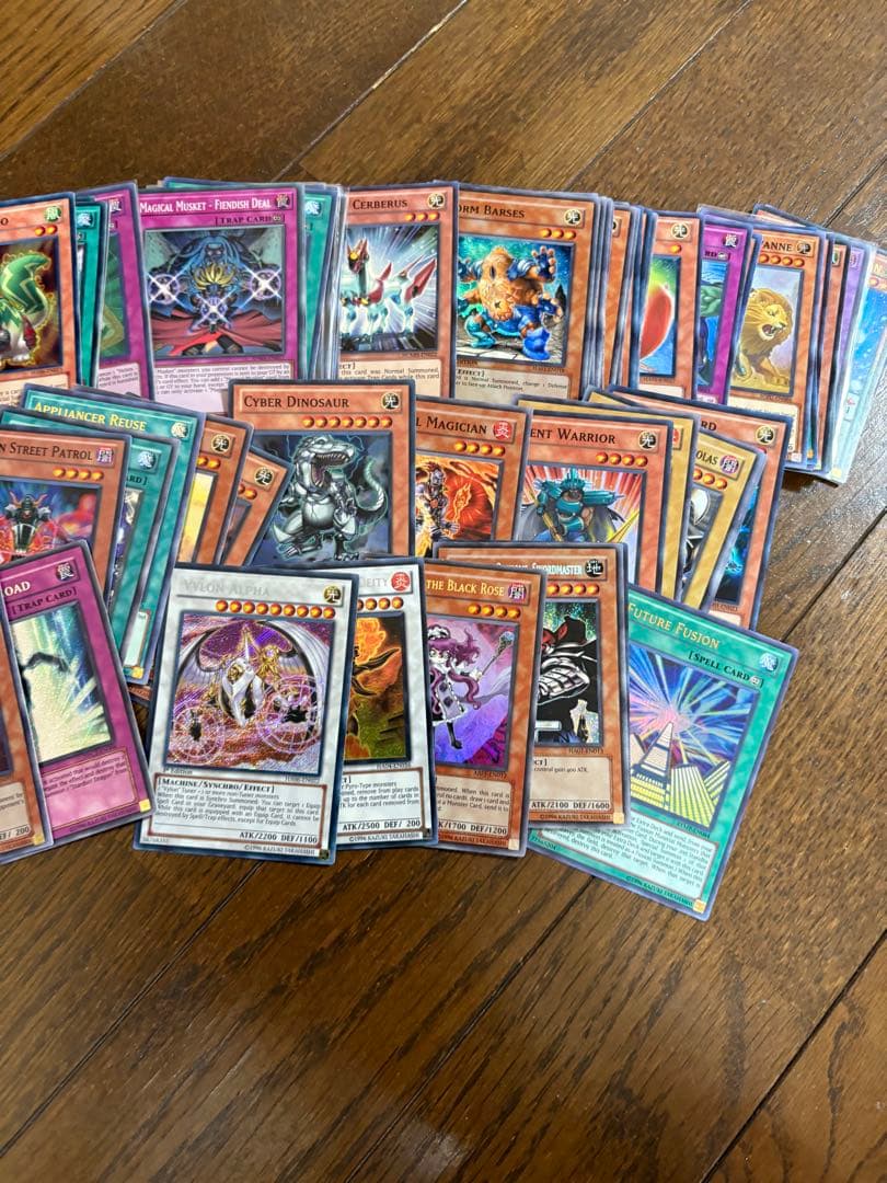 MILINBABY遊戯王　まとめ売り　スーパーレア以上のみ　約3000枚