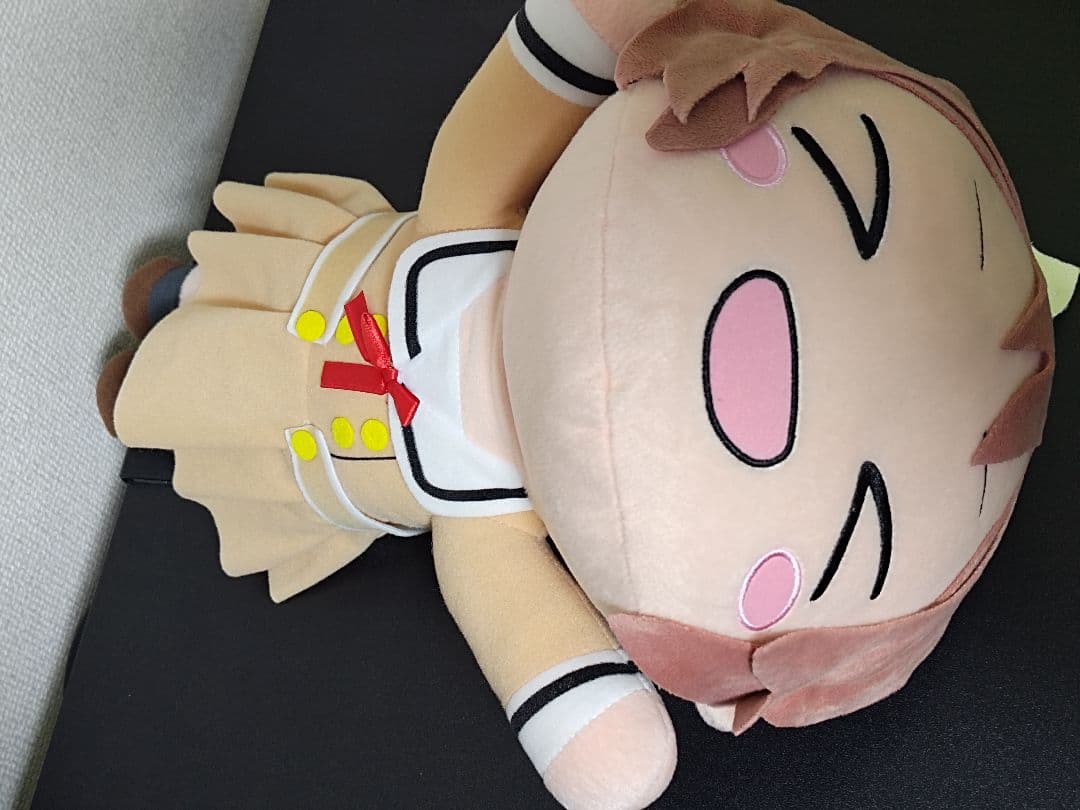 【美品】バンドリ　メガジャンボ寝そべりぬいぐるみ　山吹沙綾　ポッピンパーティー