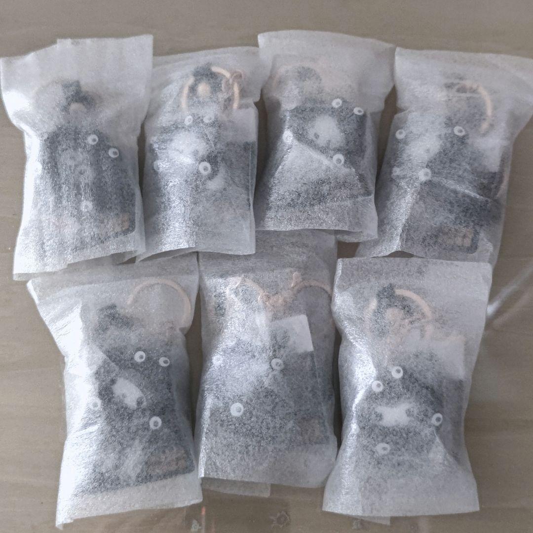 サンリオ　黒ミャクミャク　コラボ　万博会場限定　丁寧梱包　防水対応　販売実績有