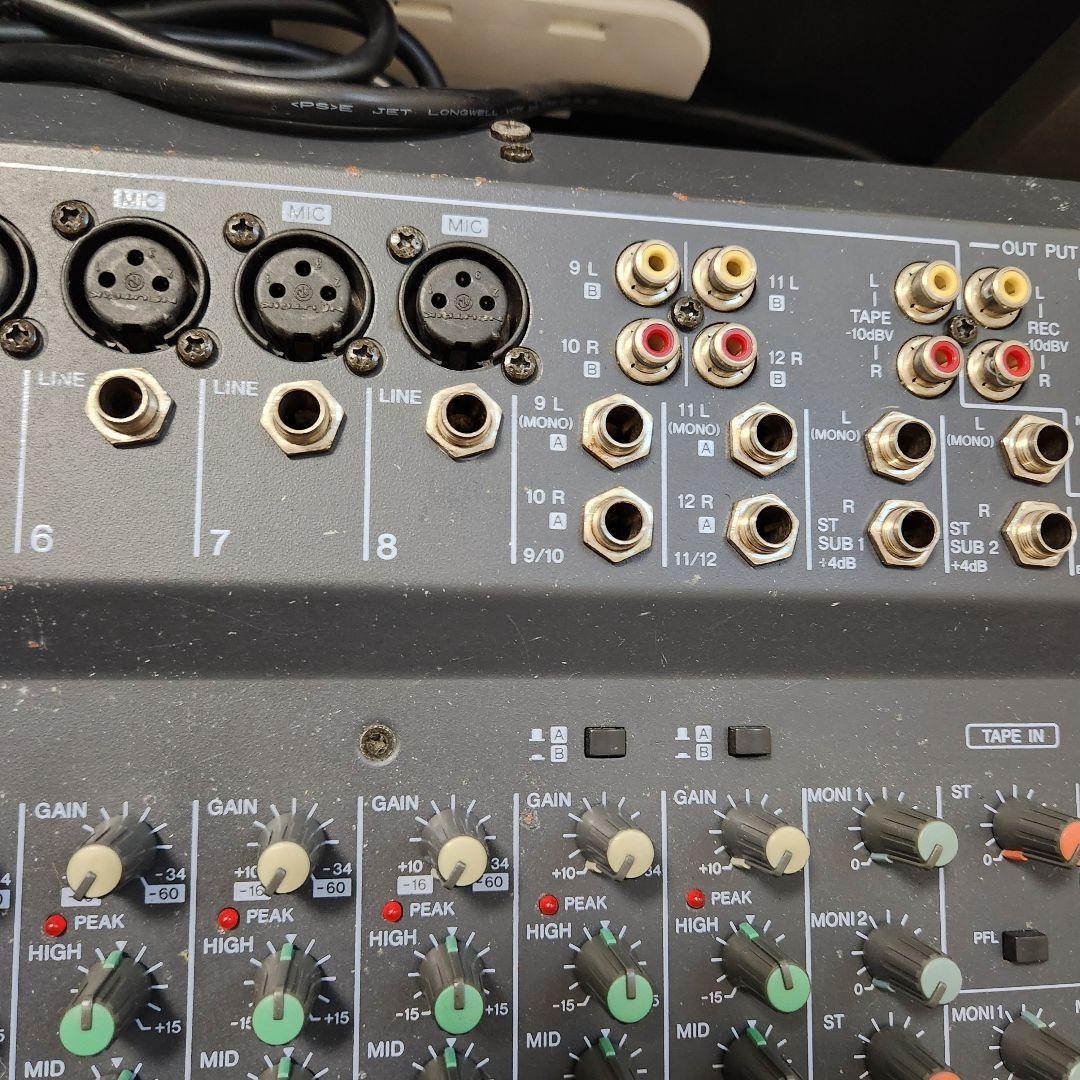 配信機器・PA機器・レコーディング機器 YAMAHA EMX2000 powered mixer