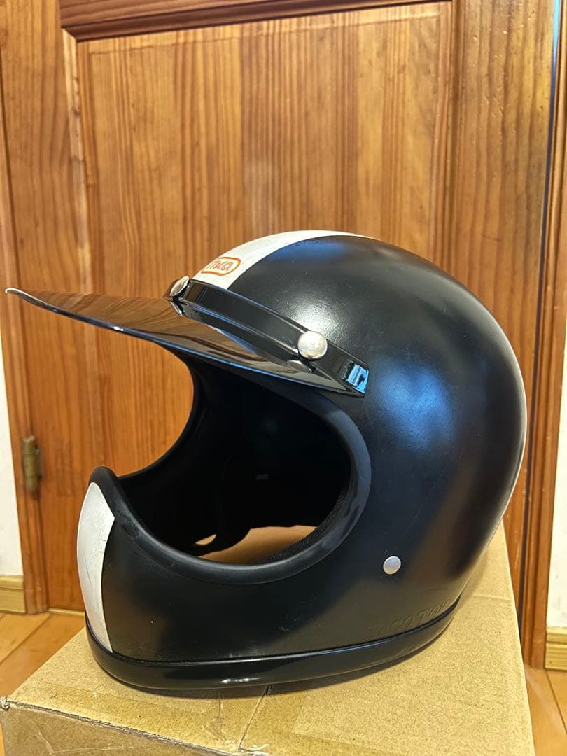 TT&COトゥーカッター ヘルメット ブラック/ホワイト