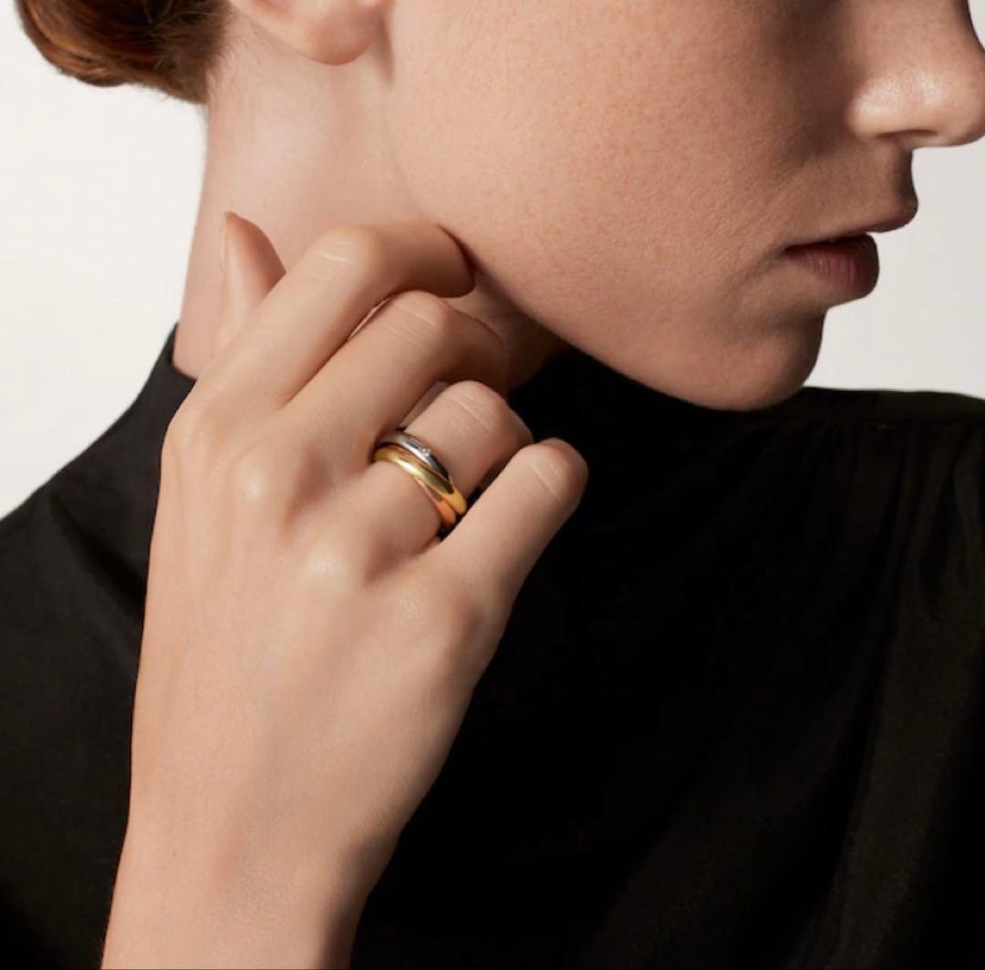 【ほぼ未使用】トリニティ リング、クラシックモデル、ダイヤモンド5石　13号