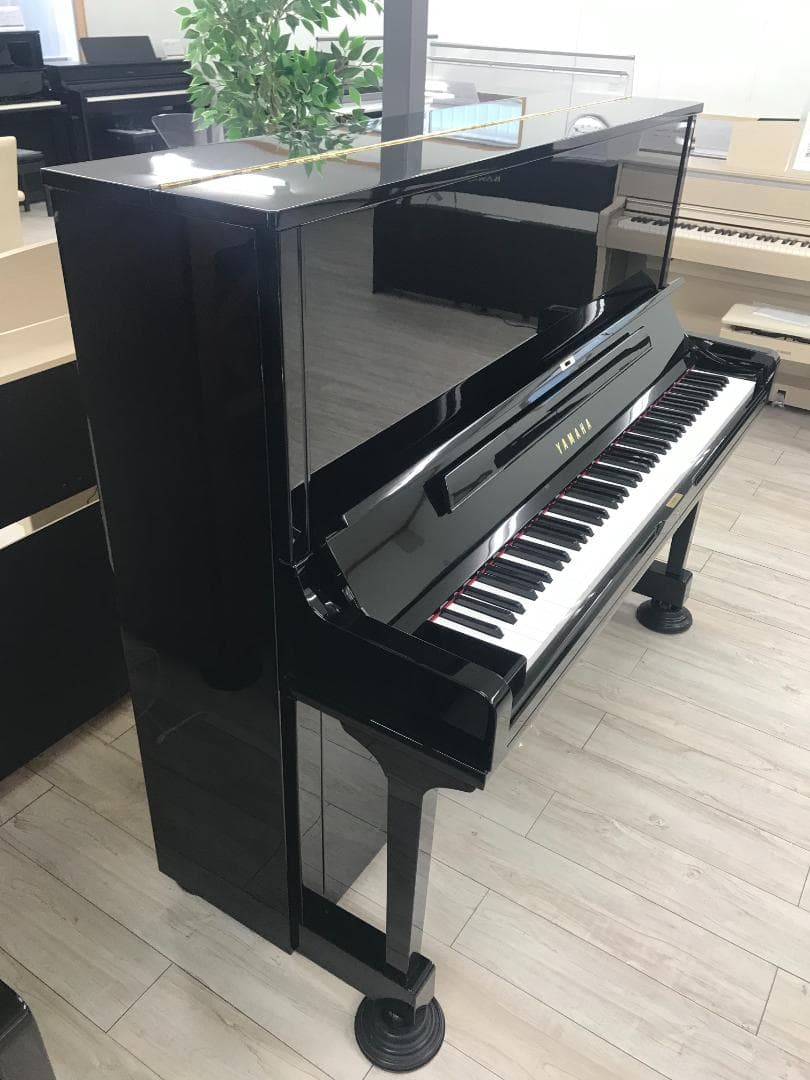 ★68336【アップライトピアノ】YAMAHA　YUS3SEB