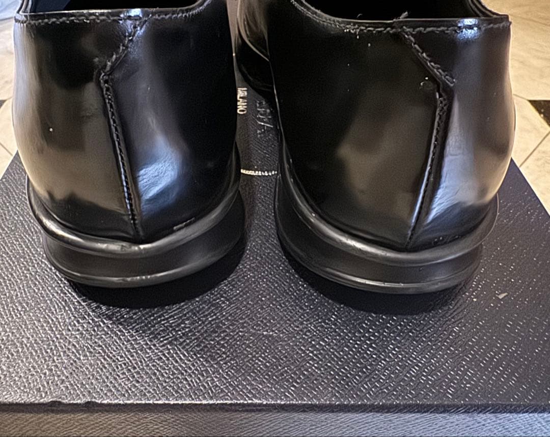 プラダ　ブラッシュドレザー　レースアップシューズ　サイズ6