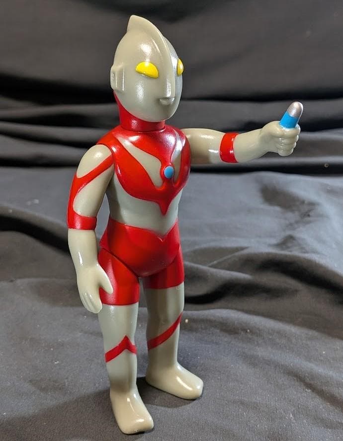 ウルトラマン ベータカプセル（Ｍ１号）ソフビフィギュア