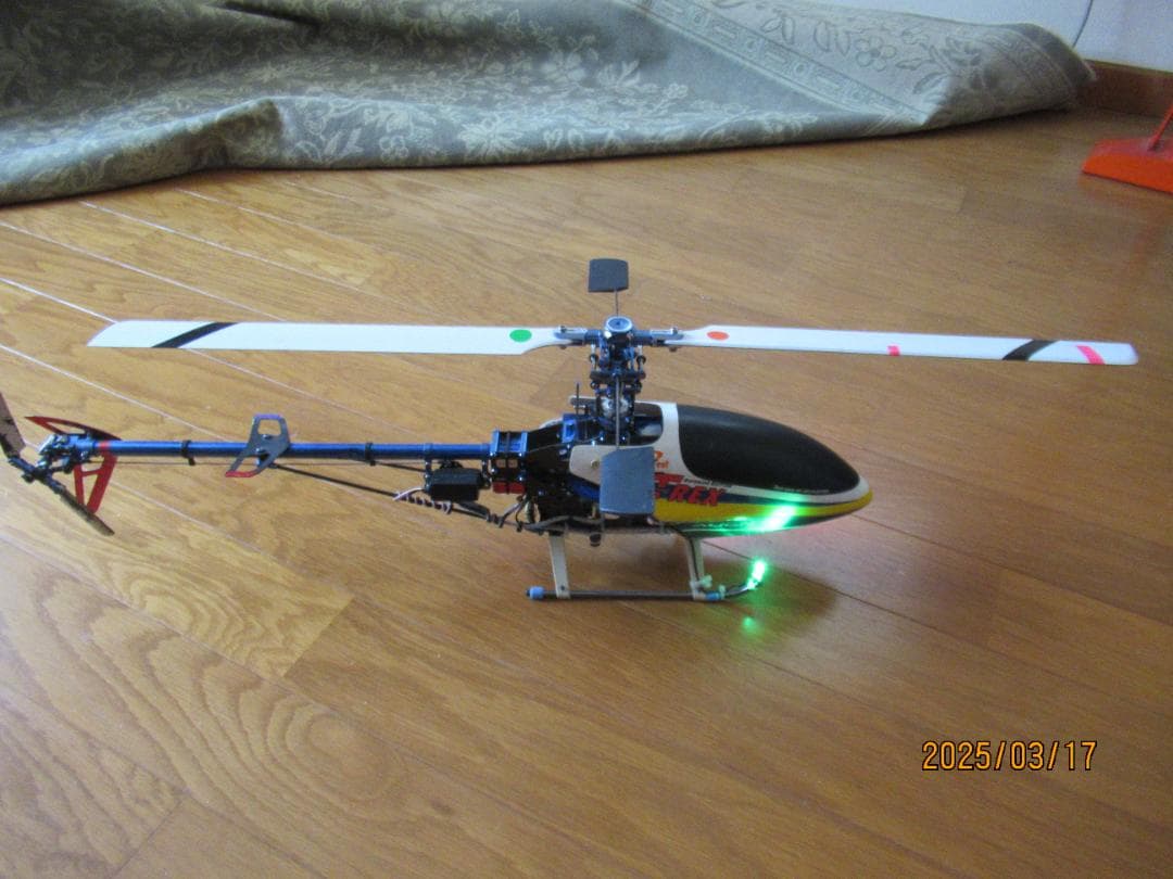 ラジコンヘリコプター（電動）