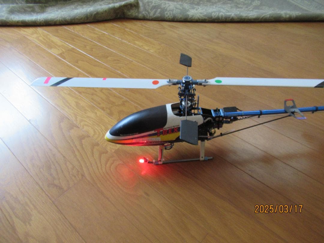 ラジコンヘリコプター（電動）
