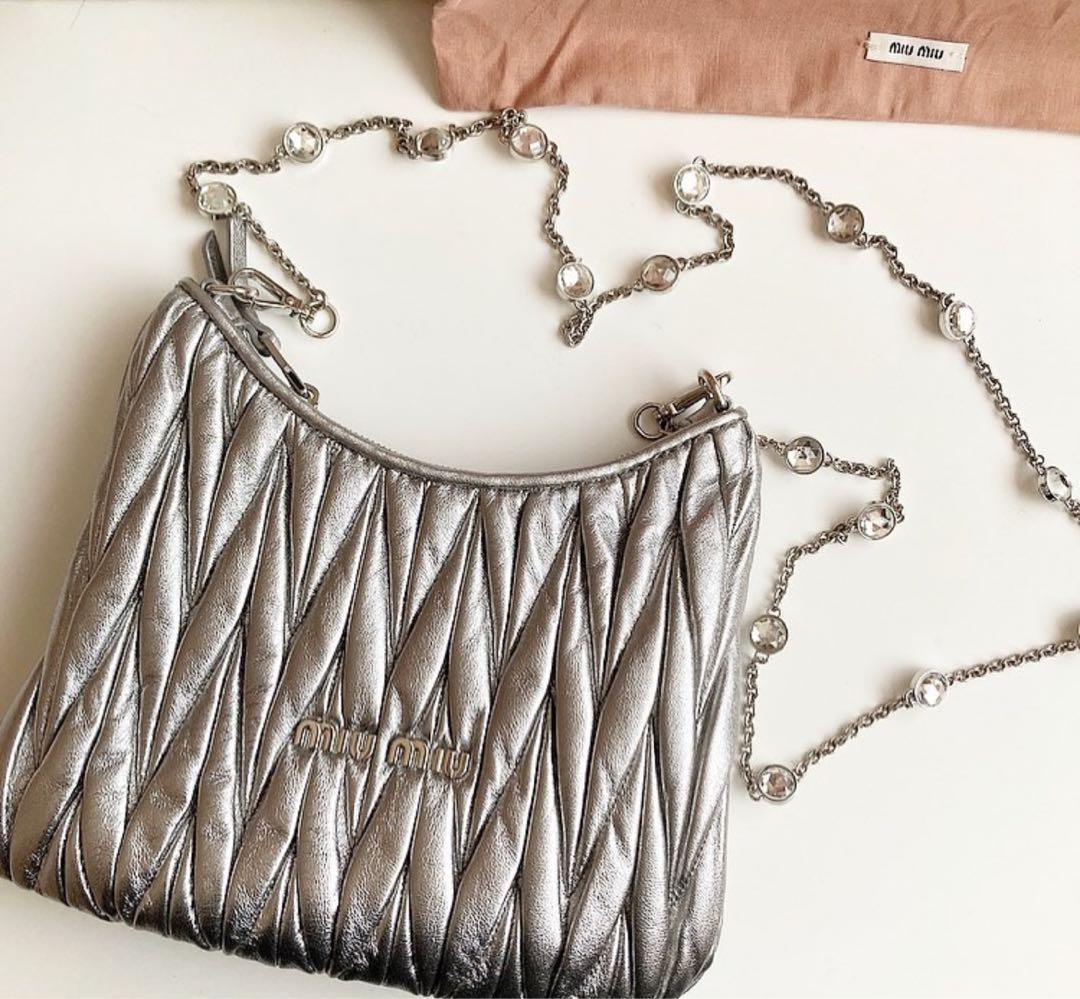miu miu シルバー　ミニバッグ