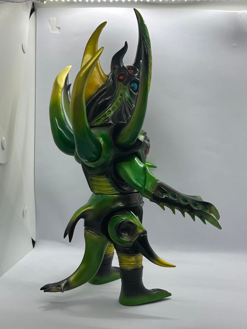 硬殼大煌帝ヘラグラード (2期カラー) ラグラード・ジェードジョーカー