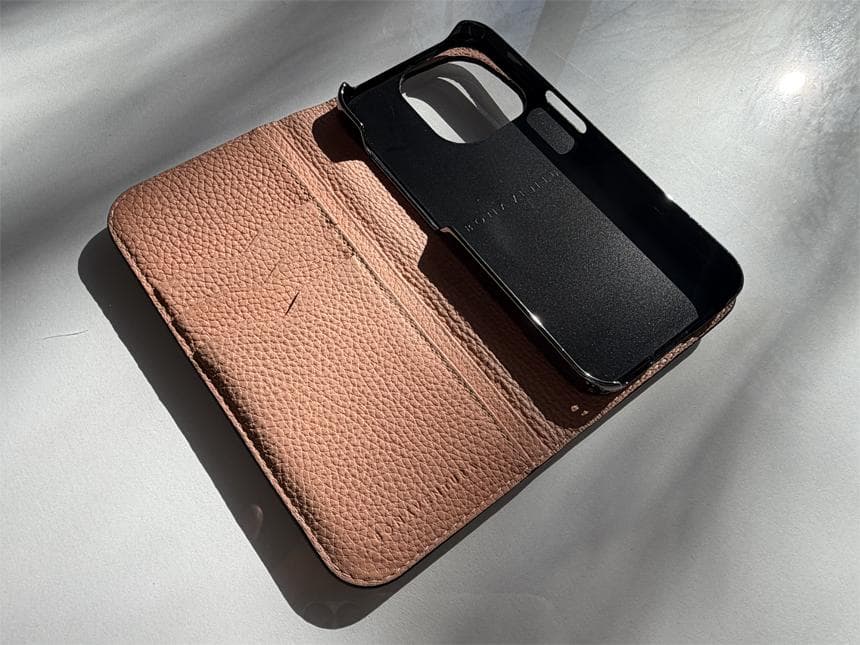 美品⭐ボナベンチュラ⭐iPhone15Pro⭐ピンク×グレージュ/スマホケース