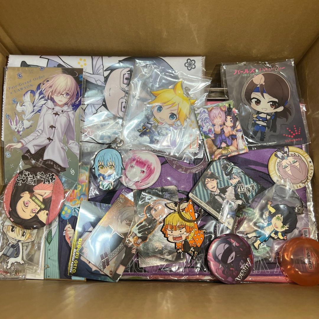 アニメグッズ 大量 まとめ売り 700点以上 ④
