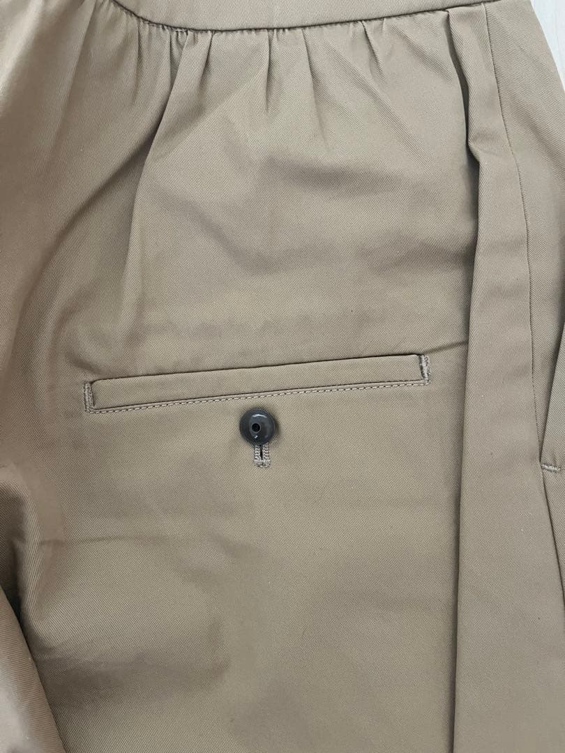 mina perhonenチノサルエルパンツ