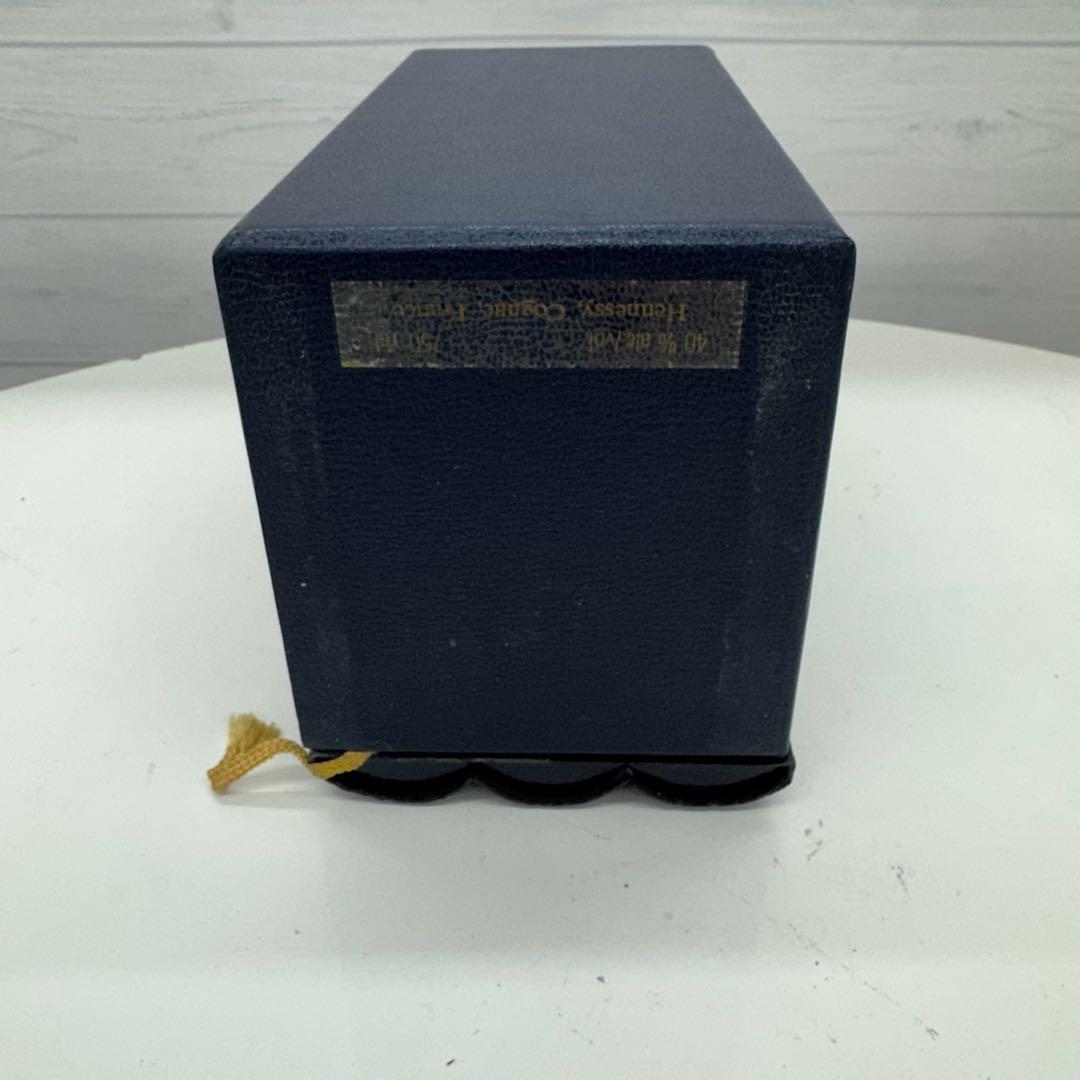 [未開栓] Hennessy ヘネシー　シルバートップブック型青箱700ml