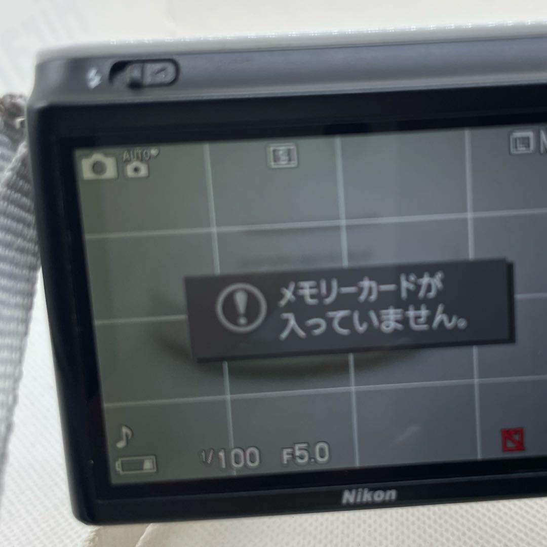 【iy/12.9】Nikon 1 J1 レンズキット10-30mm3.5-5.6