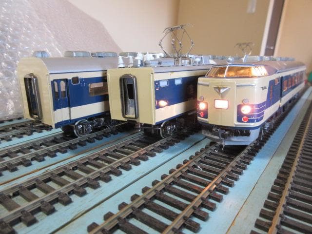 国鉄 寝台特急電車 581系 3両セット HOゲージ　（金属製・カツミ製）