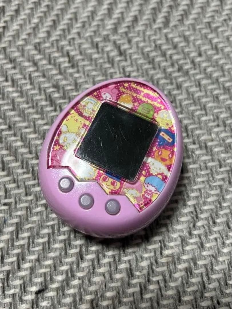 たまごっちみーつ　サンリオコラボ　トイザらス限定　ピンク