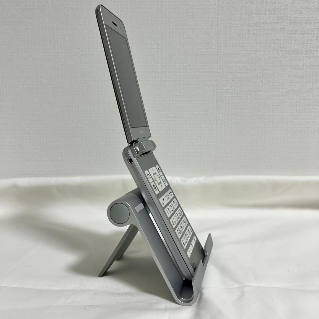 SoftBank DIGNOケータイ3 902KC シルバー