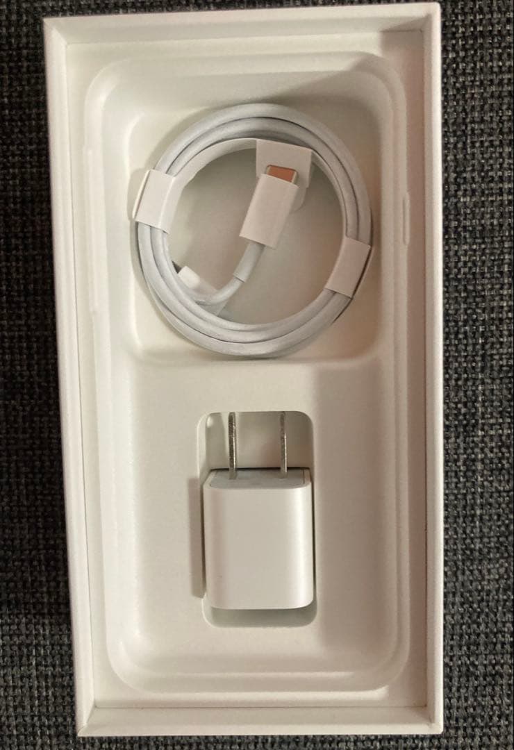 Apple iPhone 8スペースグレイ64GB