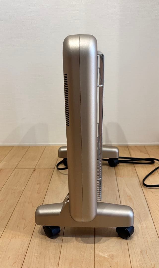 サンルミエ E800L-TM 遠赤外線暖房器 ゴールド