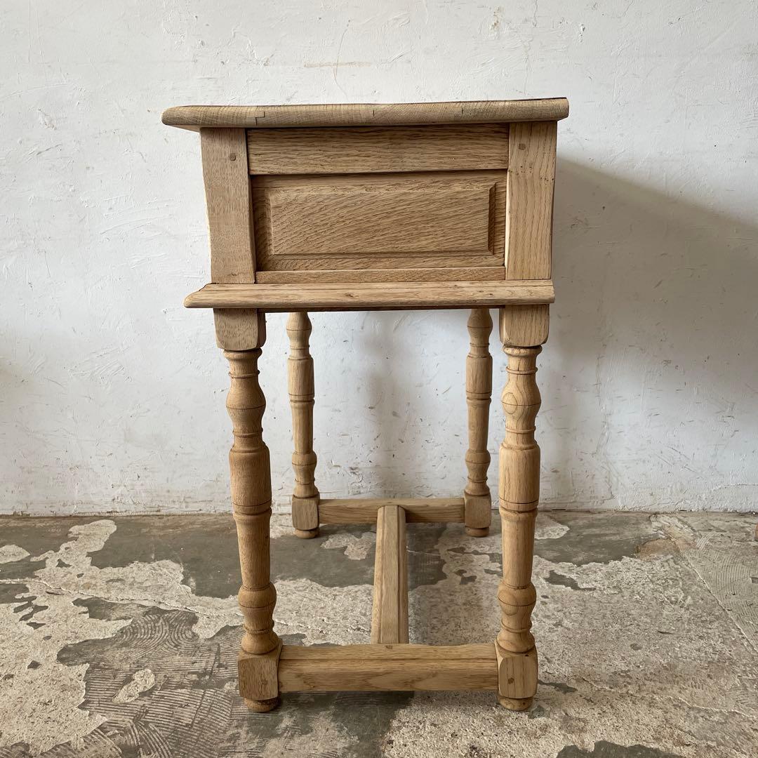 ヴィンテージ　ドロワーサイドテーブル ドロワーベッドサイドテーブル　剥離