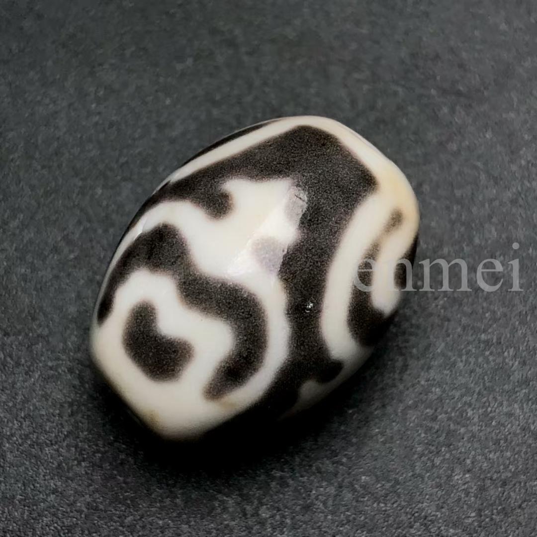 中国古美術・藏區回流・老料高油・達洛製・宝瓶天珠・西蔵工芸・瑪瑙・闢邪消災・根付