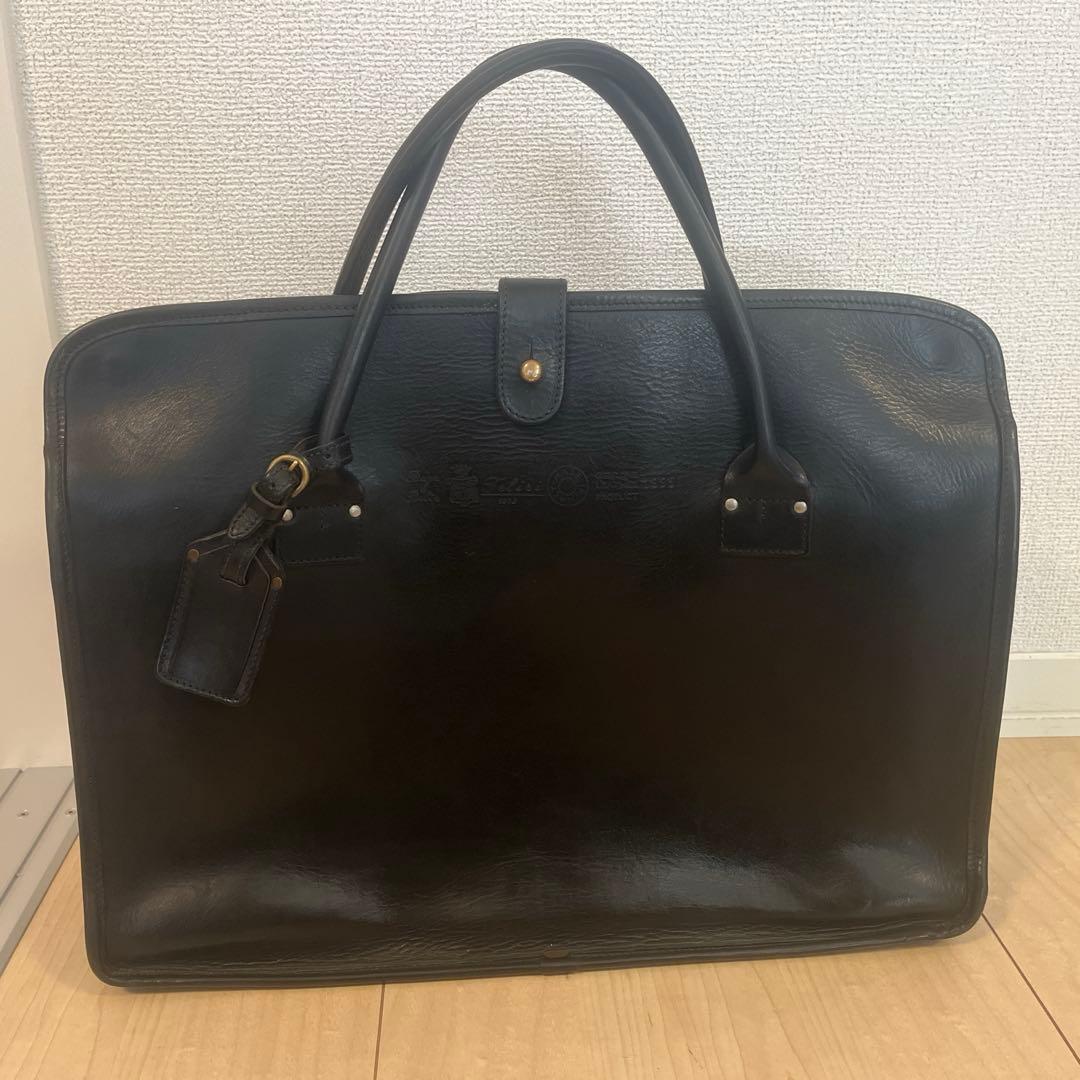 フェリージ　オールレザー