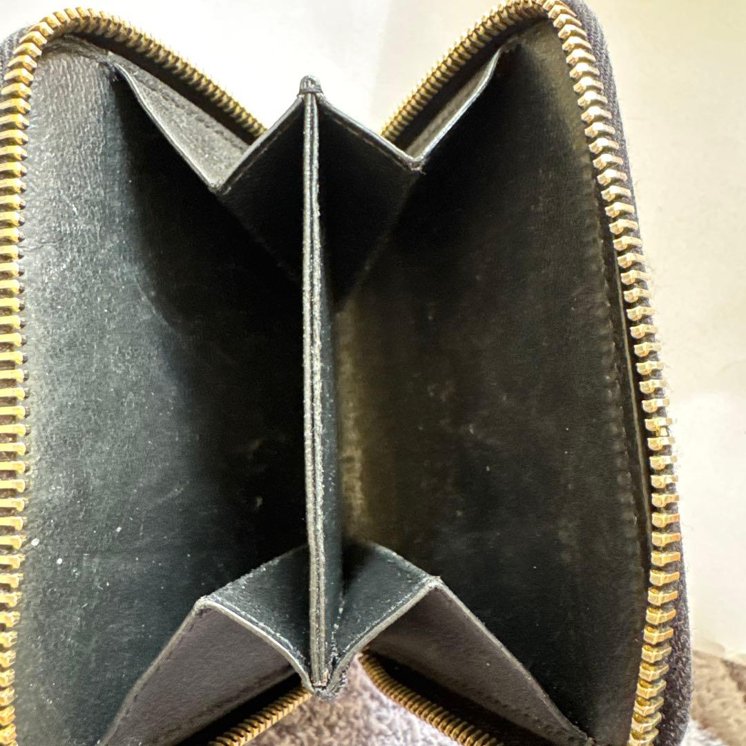 YSL ブラックレザー 二つ折り財布