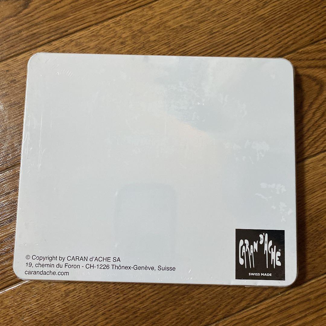 クロエ　色鉛筆