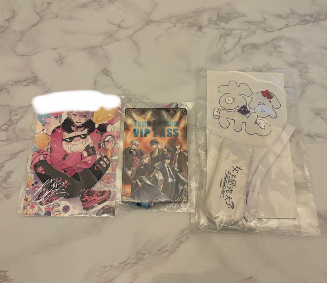 女子研究大学 りぃちょ グッズ 缶バ アクキー アクスタ トレカ チェキ